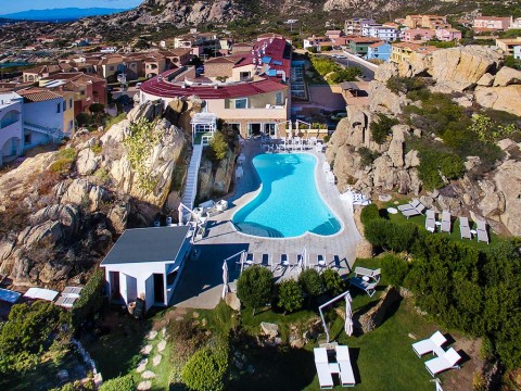 5 STERREN HOTEL RESORT SARDINIE