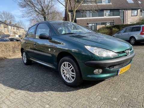 Peugeot 206 Rolland Carros 1 6 03-2000 Met nieuwe APK t m mrt 2022