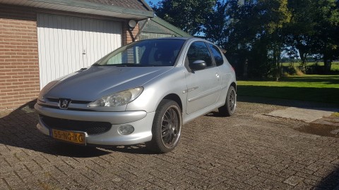 Peugeot 206 Quiksilver 1 4