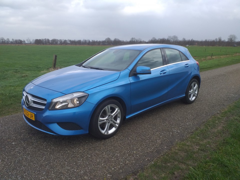 Mercedes A180 benzine  98500km  bj 2012 