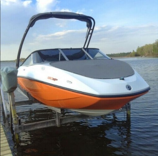 Sea Doo motorboot en tailer