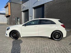 Mercedes A160 AMG Night pakket 