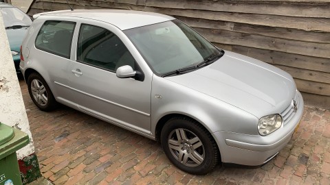 Golf 1 6 16v 2002 260d km 