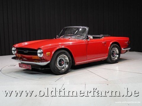 Triumph TR6 Red '70