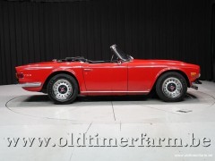 Triumph TR6 Red '70