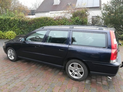 De échte 5 cilinder benzine 2 4 Volvo V70 140pk