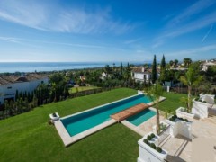 Marbella Villa Zeezicht Lift en 2720 m2 leefruimte