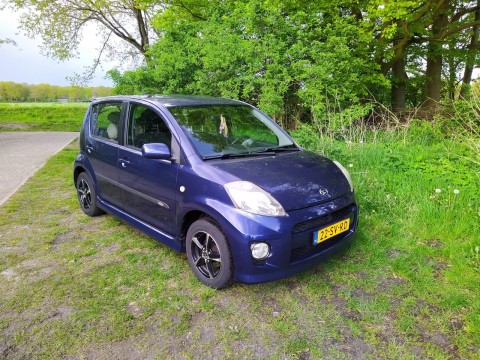 Daihatsu sirion 2