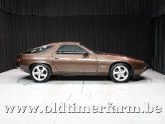 Porsche 928S Brown 85