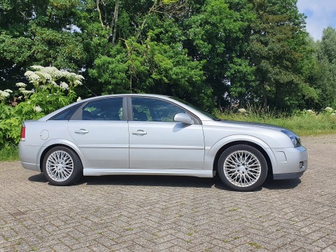 Opel vectra gts elegante 1 8-16V