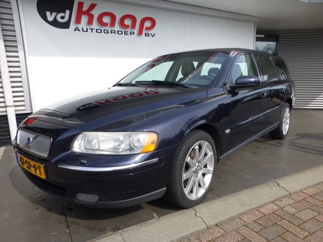 Volvo V70 D5 edition II    bj. 2006