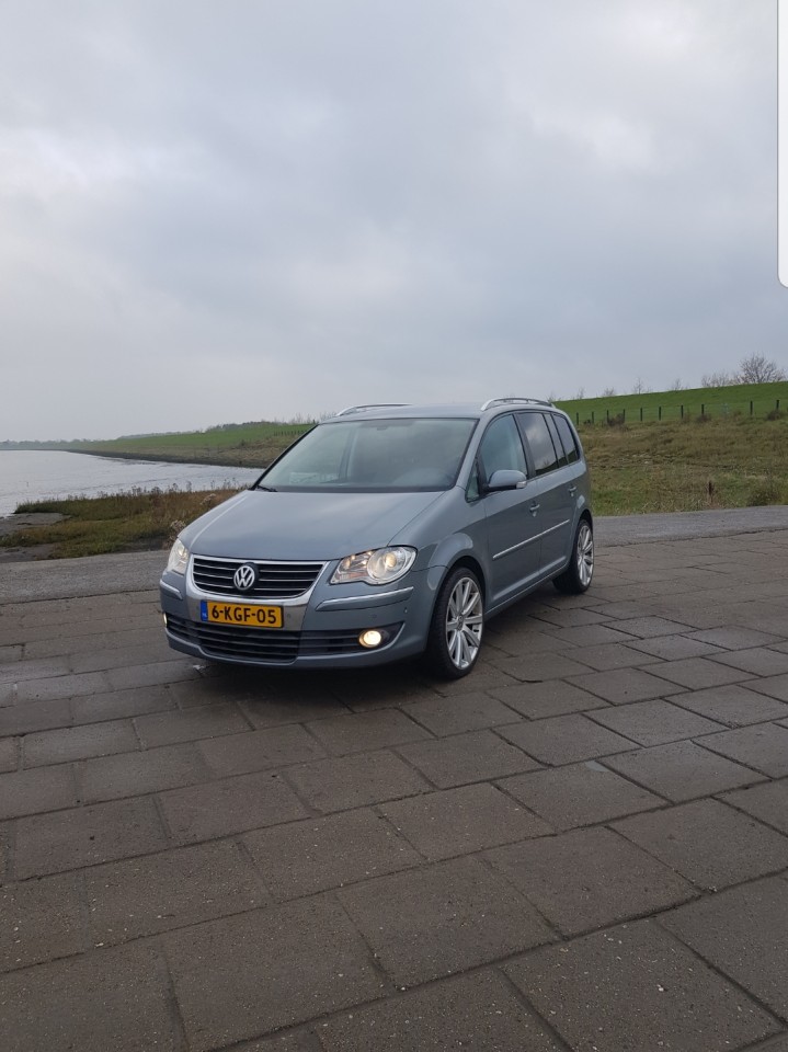 Touran 1.4 TSI 2008 7 zits 