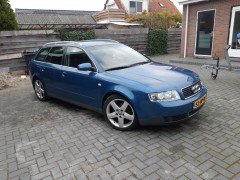 Audi a4 1 8T 2001