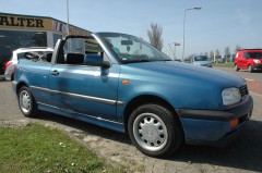 VOLKSWAGEN GOLF CABRIOLET 1.8