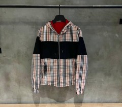 Verschillende Prada Burberry etc   Zomerjassen 24 uur zomer kortingen 