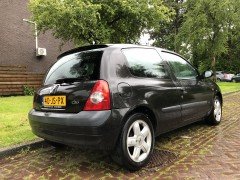 Renault Clio 1 6 16V Dynbas E4 2002 Zwart