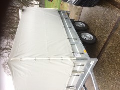 nieuwe dubbelas plateauwagen 2 x 1000 kg met huif   ongeremd 2 56 m  x