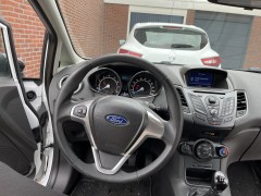 Ford fiësta 1 0 48KW 65PK 5D 2013 wit