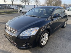 Kia C EED 1 6 LPG G-3  € 72 wegenbelasting 