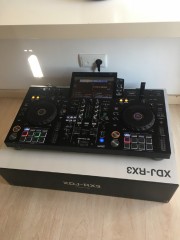 Pioneer DJM-A9 DJ Mixer en  Pioneer CDJ-3000 Multi-Player