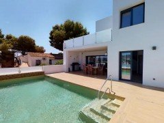 Uw Villa met gastenverblijven in MORAIRA en met