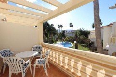 Uw Appartement in DENIA bij zee en zwembad met meubels en garage