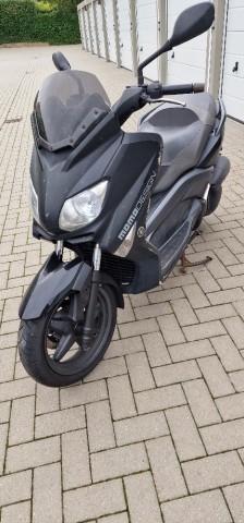 Yamaha X Max