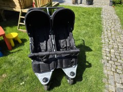 Mooie duo wandelwagen  buggy Merk  Kees