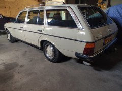 Mercedes Benz 240 TD