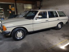 Mercedes Benz 240 TD