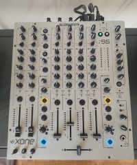 Nieuwe  Allen Heath XONE 96  DJ-mixer en  Denon Dj  Sc5000 Prime