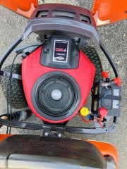 Zeer nette husqvarna R214TC zitmaaier hydrostaat 2 cilinder 