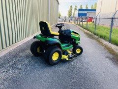 Nette John deere LA145 zitmaaier hydrostaat mulch