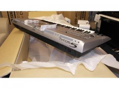 Nieuwe Yamaha Genos2 XXL- Tyros 5 4  Korg Pa5X  Ketron SD9 SD60