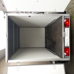 gesloten aanhangwagen powertrailer