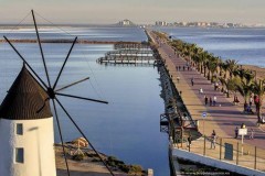 Uw eigen Appartement in LO PAGAN direct aan zee en met