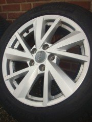 17 inch Original Audi Q2 T-ROC Ve lgen en Banden Steek 5x112