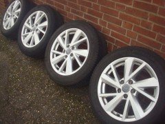 17 inch Original Audi Q2 T-ROC Ve lgen en Banden Steek 5x112