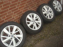 17 inch Original Audi Q2 T-ROC Ve lgen en Banden Steek 5x112