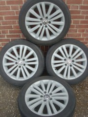 17’’Inch Originele VW R32 Velgen en Banden Hankook 5x112