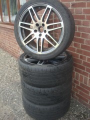 18’’Inch Audi rs4 Blechk Velgen en banden 5x112