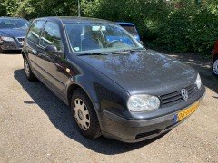 VOLKSWAGEN GOLF DIESEL 