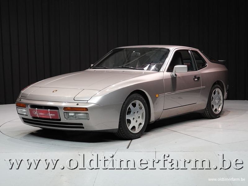 Porsche 944 Turbo Cup '88