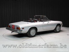 Alfa Romeo Spider 2 0 USA 77