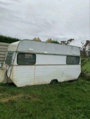 Gratis afvoer van uw oude sloop caravan door Caravansloperij