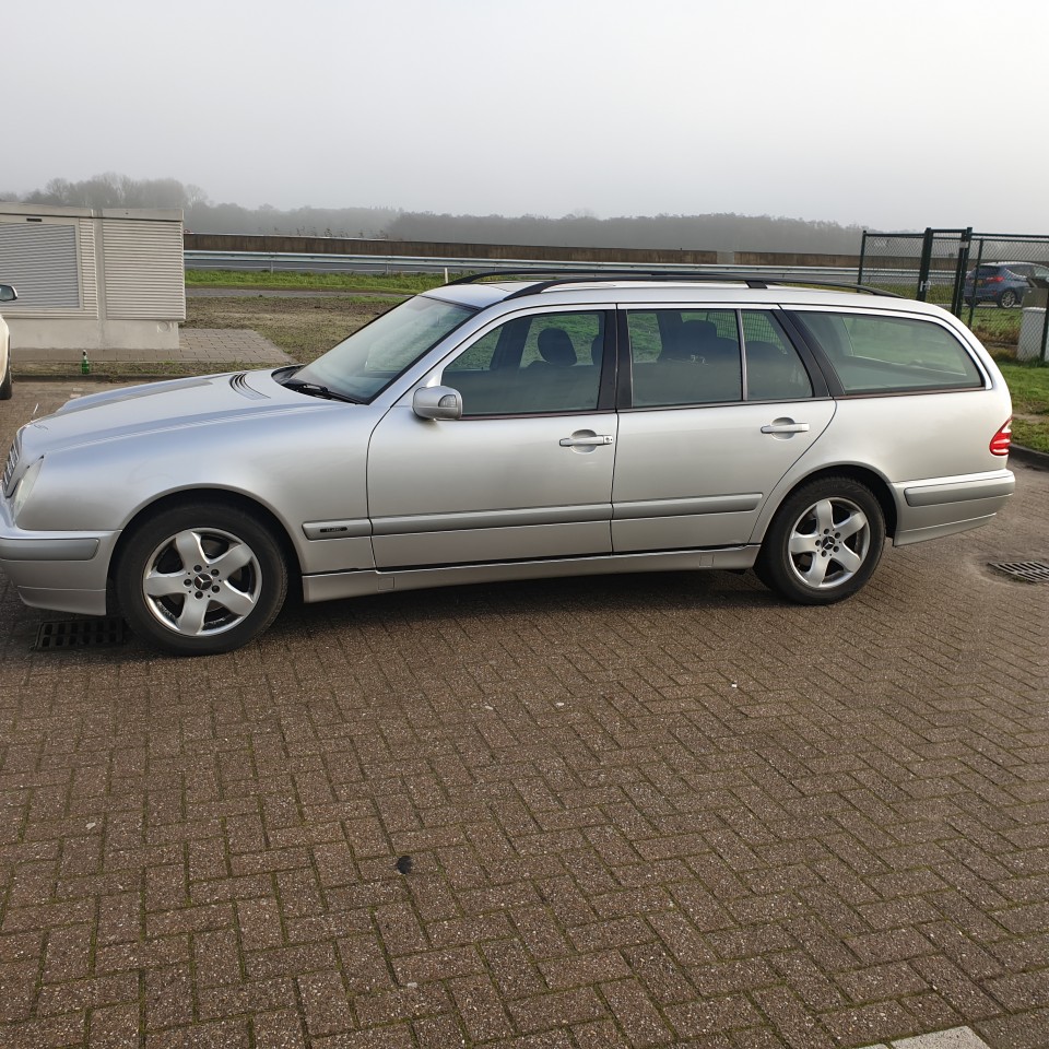 E 270 cdi  1999  goede staat