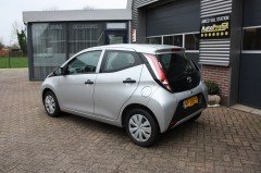 TOYOTA AYGO  1.0 VVT-I X-NOW PRACHTIGE JONGE AUTO