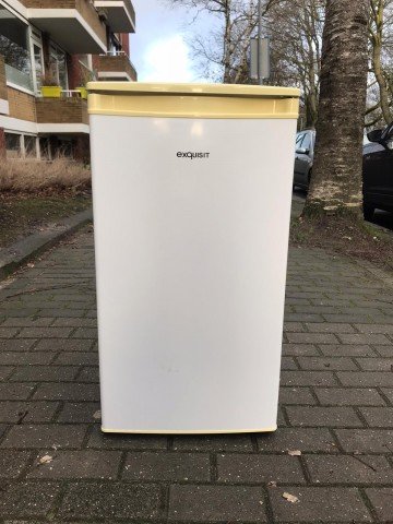 Mooie exquisit smalle koelkast 45x55x85cm kan gebracht worden