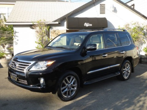 2013 Lexus LX 570