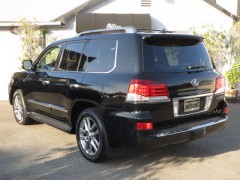 2013 Lexus LX 570